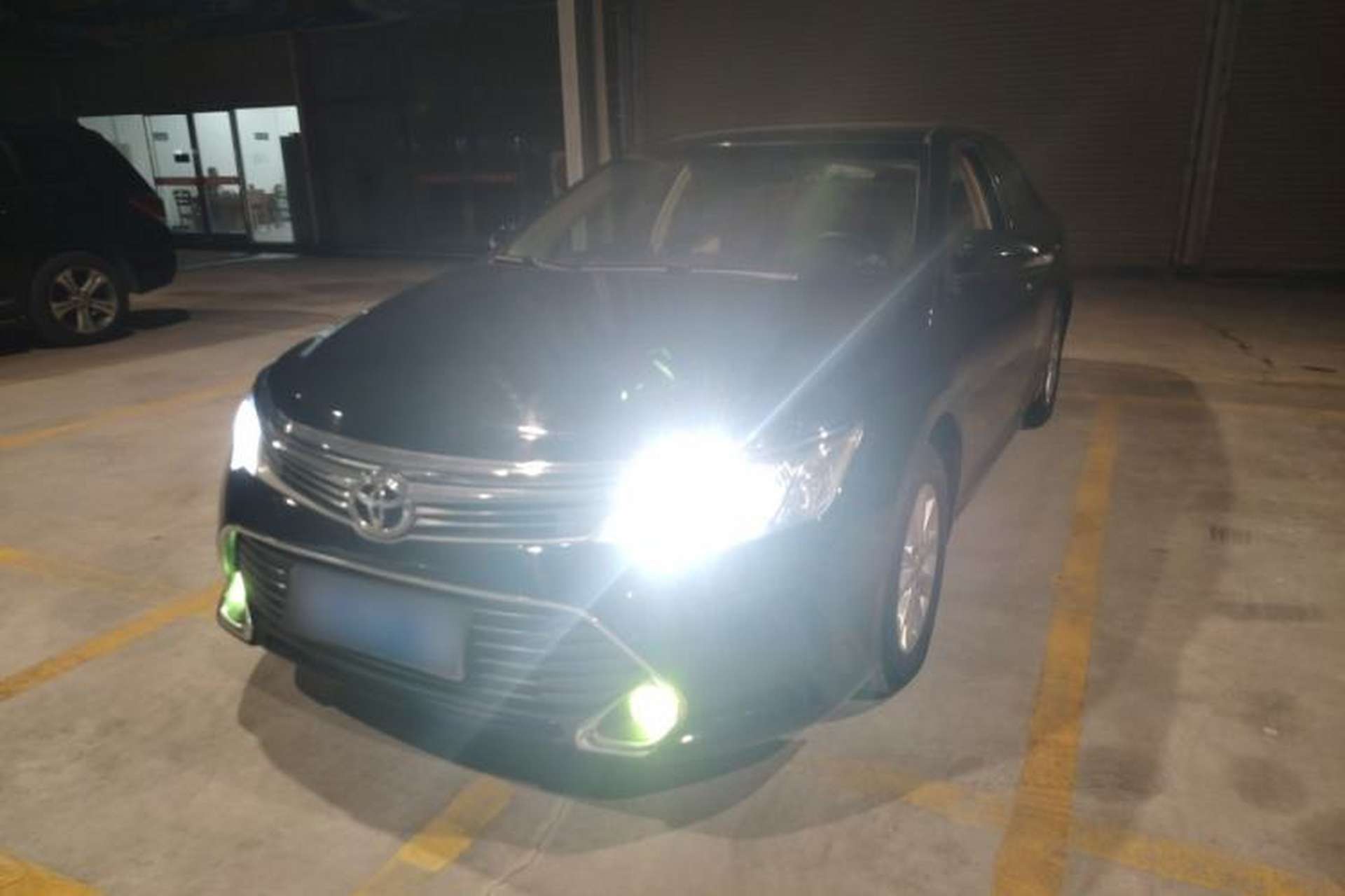 Used Toyota Camry 2015 2.0E Elite Edition Front Left 45 Deg