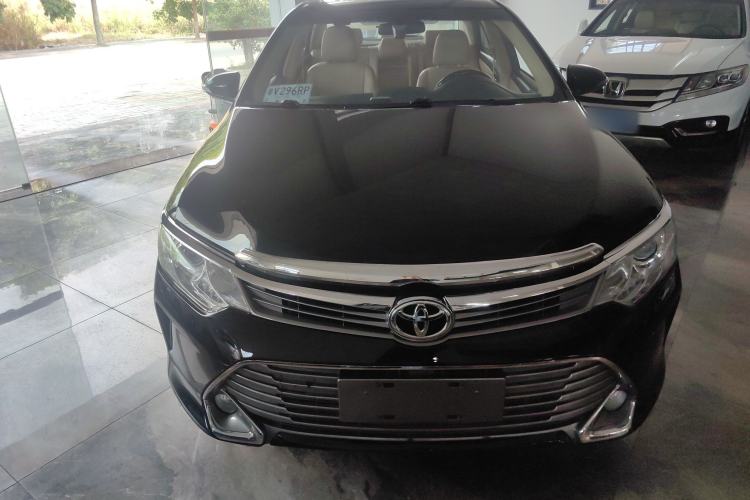 Used Toyota Camry 2015 2.0G Premier Edition Front