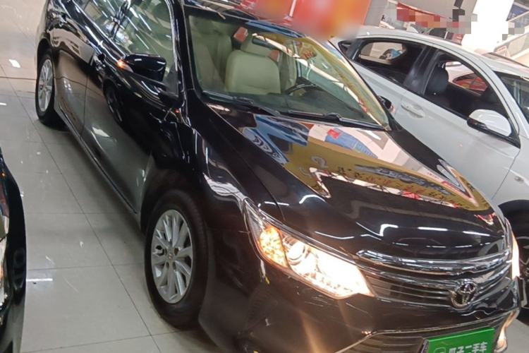 Used Toyota Camry 2015 2.0G Premier Edition Front