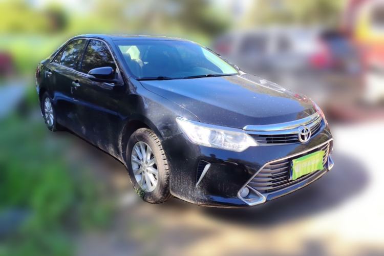 Used Toyota Camry 2015 2.0E Elite Edition Front Right 45 Deg