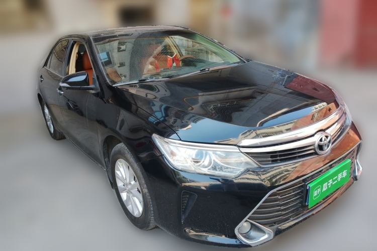 Used Toyota Camry 2015 2.0E Elite Edition Front Right 45 Deg