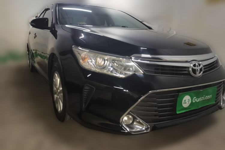 Used Toyota Camry 2015 2.0G Premier Edition Front Right 45 Deg