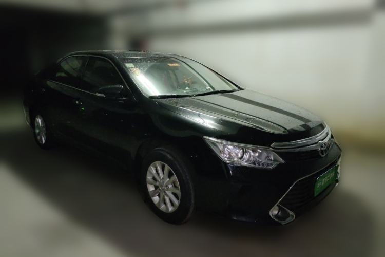 Used Toyota Camry 2015 2.0E Elite Edition Front Right 45 Deg