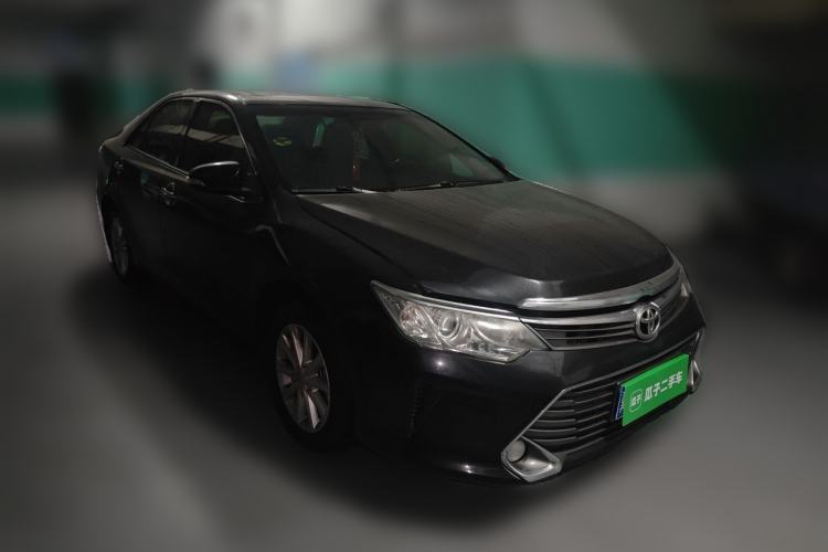 Used Toyota Camry 2015 2.0G Premier Edition Front Right 45 Deg