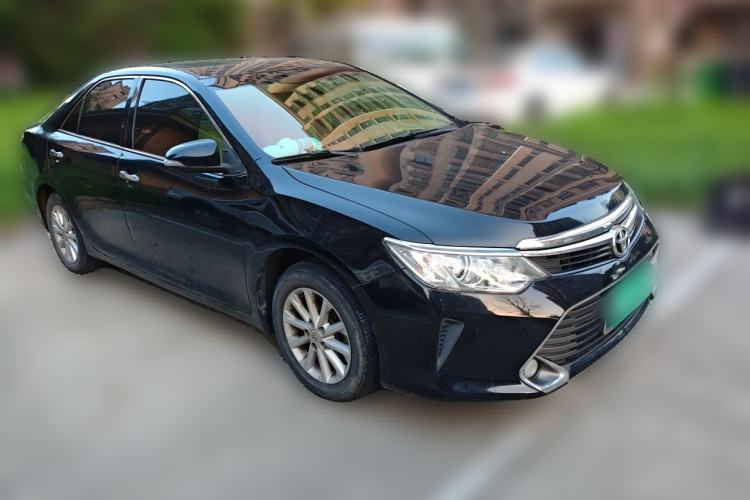Used Toyota Camry 2015 2.0G Premier Edition Front Right 45 Deg