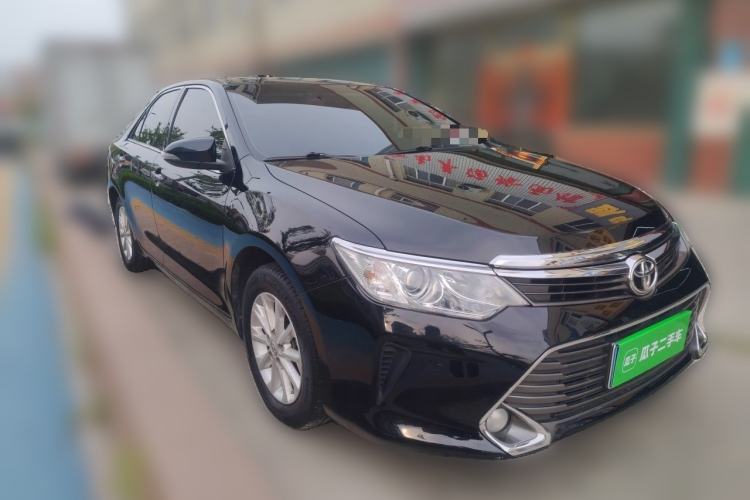Used Toyota Camry 2015 2.0G Premier Edition Front Right 45 Deg
