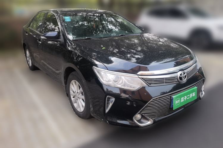 Used Toyota Camry 2015 2.0G Premier Edition Front Right 45 Deg