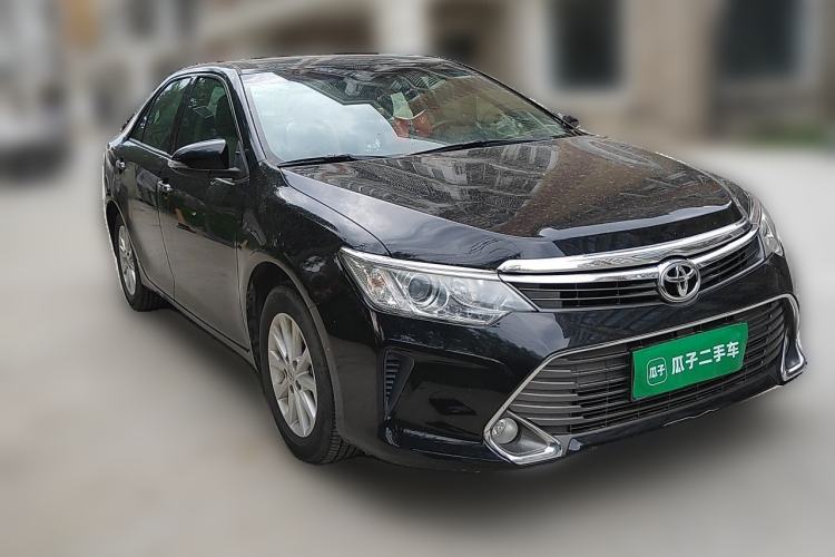 Used Toyota Camry 2015 2.0G Premier Edition Front Right 45 Deg