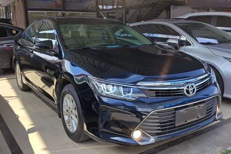 Used Toyota Camry 2015 2.0G Premier Edition Front Right 45 Deg