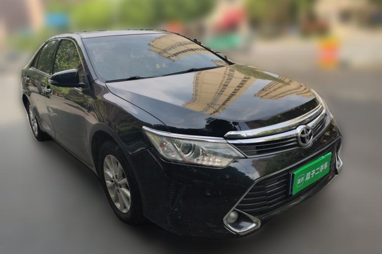 Used Toyota Camry 2015 2.0G Premier Edition Front Right 45 Deg