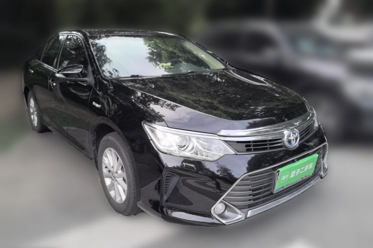 Used Toyota Camry 2015 Dual-Engine 2.5 HG Luxury Navigation Edition Front Right 45 Deg