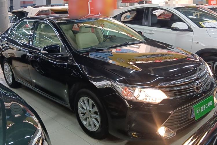 Used Toyota Camry 2015 2.0G Premier Edition Front Right 45 Deg