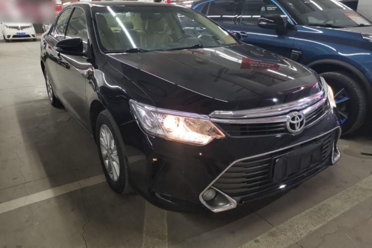 Used Toyota Camry 2015 2.0G Premier Edition Front Right 45 Deg