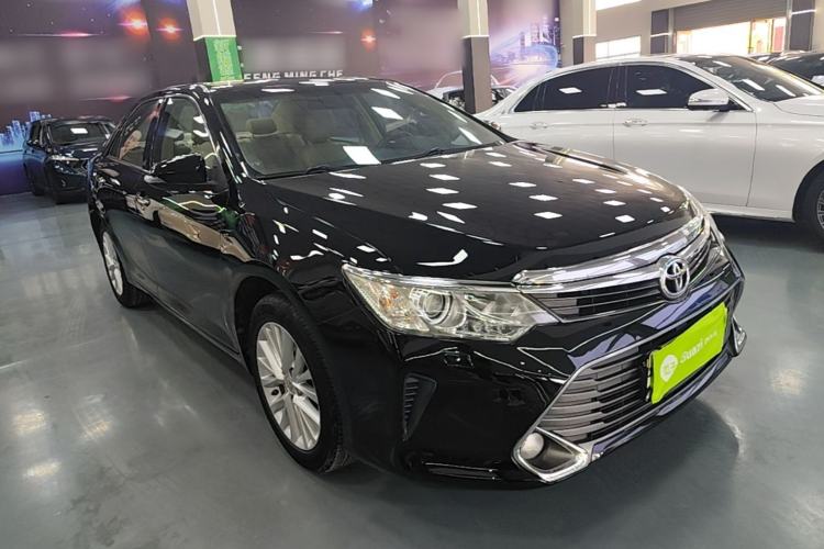 Used Toyota Camry 2015 2.5G Luxury Navigation Edition Front Right 45 Deg