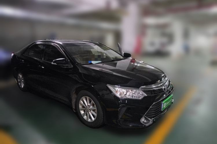 Used Toyota Camry 2015 2.0G Premier Edition Front Right 45 Deg