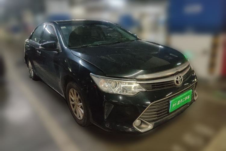 Used Toyota Camry 2015 2.0G Premier Edition Front Right 45 Deg
