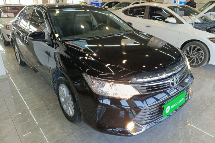 Used Toyota Camry 2015 2.0G Premier Edition Front Right 45 Deg