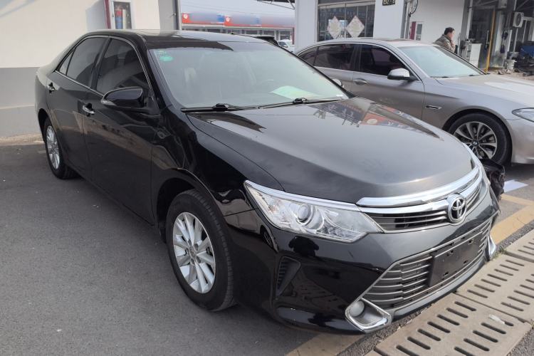 Used Toyota Camry 2015 2.0G Premier Edition Front Right 45 Deg