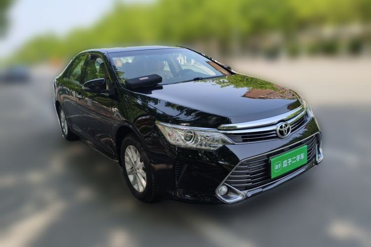 Used Toyota Camry 2015 2.0E Elite Edition Front Right 45 Deg