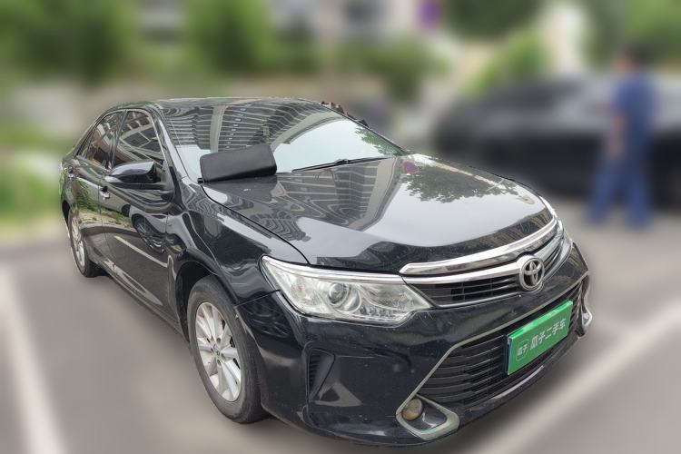 Used Toyota Camry 2015 2.0G Premier Edition Front Right 45 Deg