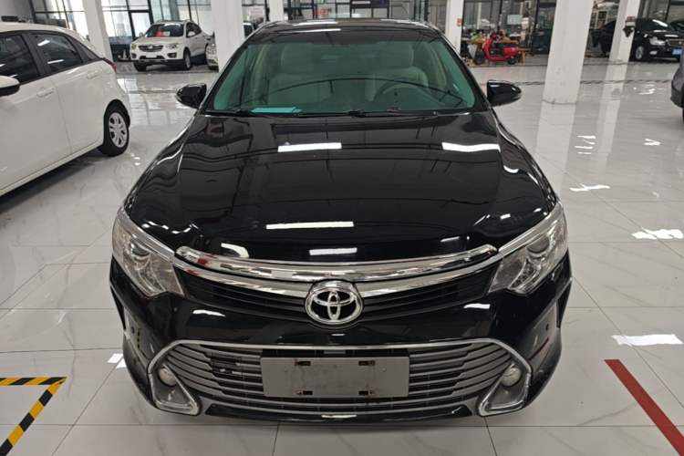 Used Toyota Camry 2015 2.0E Elite Edition Front