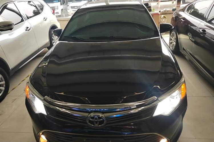 Used Toyota Camry 2015 2.0G Premier Edition Front