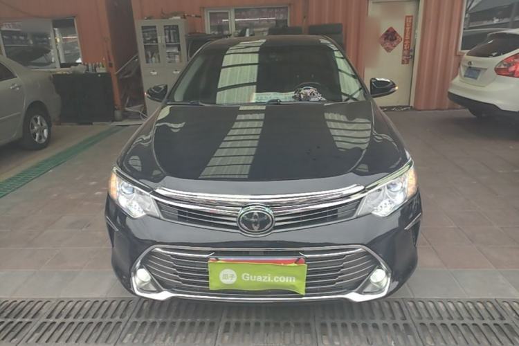 Used Toyota Camry 2015 2.0G Premier Edition Front
