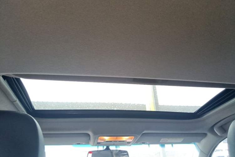 Used Toyota Camry 2015 2.0G Premier Edition Headliner