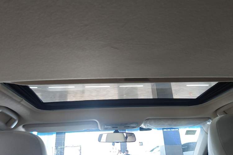 Used Toyota Camry 2015 2.0G Premier Edition Headliner