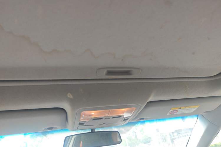 Used Toyota Camry 2015 2.0G Premier Edition Headliner