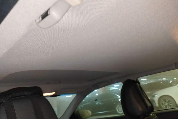 Used Toyota Camry 2015 2.0G Premier Edition Headliner