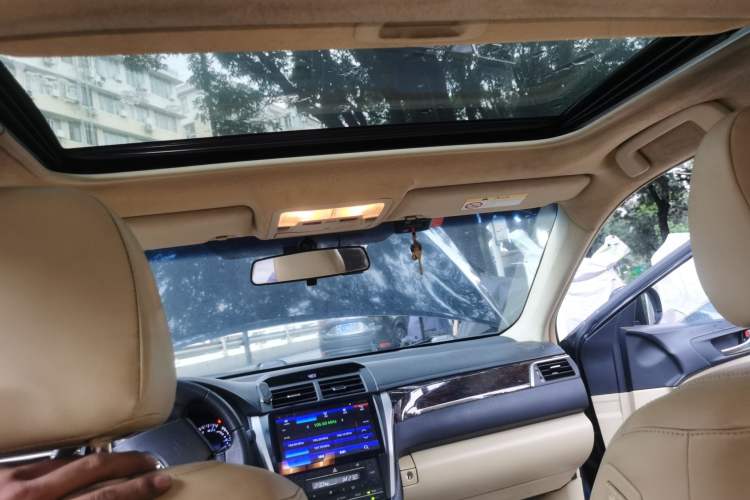 Used Toyota Camry 2015 2.0G Premier Edition Headliner