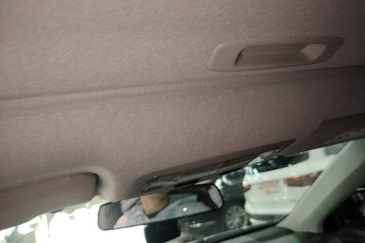 Used Toyota Camry 2015 Junrui 2.0S Activa Edition Headliner