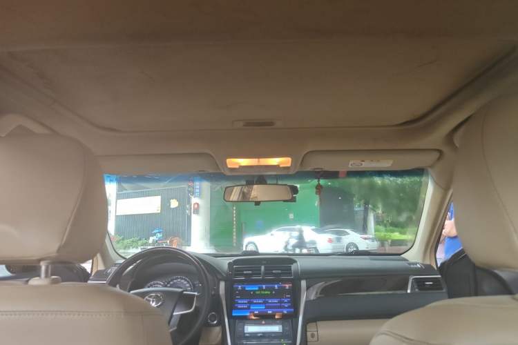 Used Toyota Camry 2015 2.0G Premier Edition Headliner