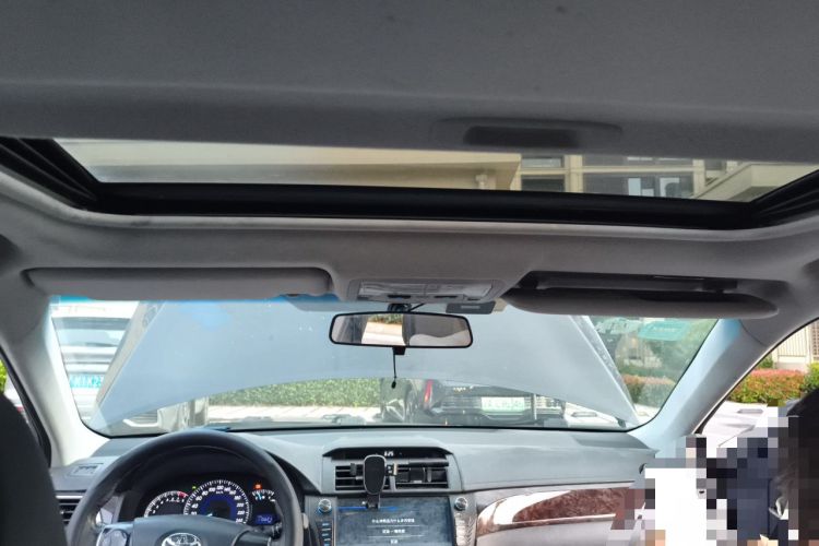 Used Toyota Camry 2015 2.0G Premier Edition Headliner