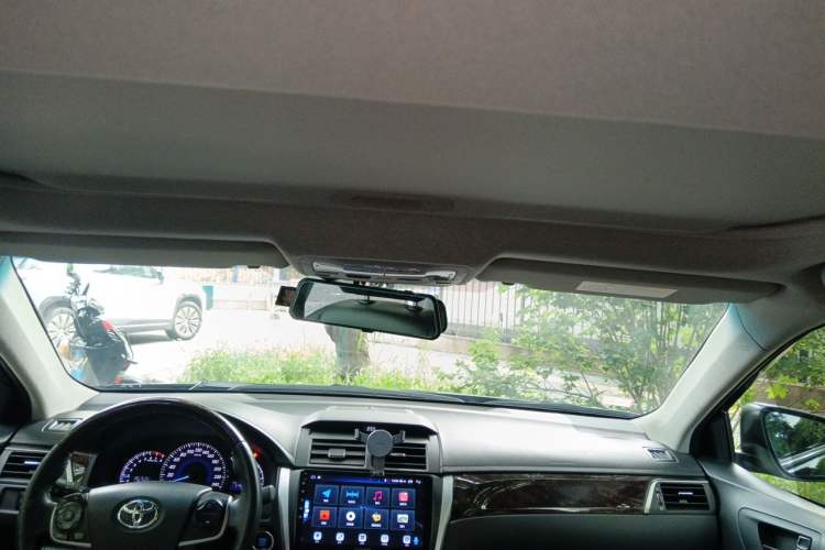Used Toyota Camry 2015 2.5G Luxury Navigation Edition Headliner