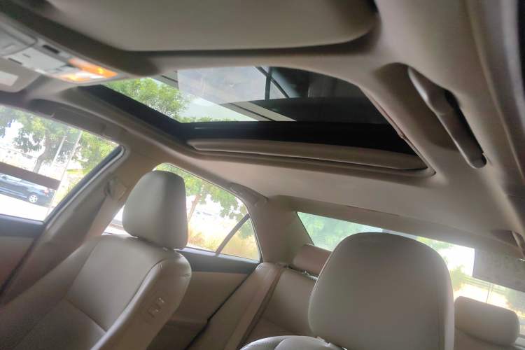 Used Toyota Camry 2015 2.0G Premier Edition Headliner