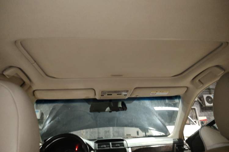 Used Toyota Camry 2015 2.0E Elite Edition Headliner