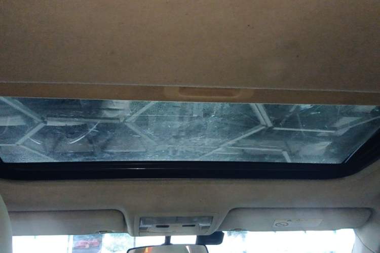 Used Toyota Camry 2015 2.0G Premier Edition Headliner