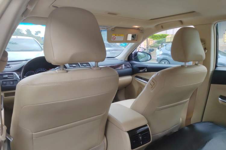 Used Toyota Camry 2015 2.0G Premier Edition Headliner