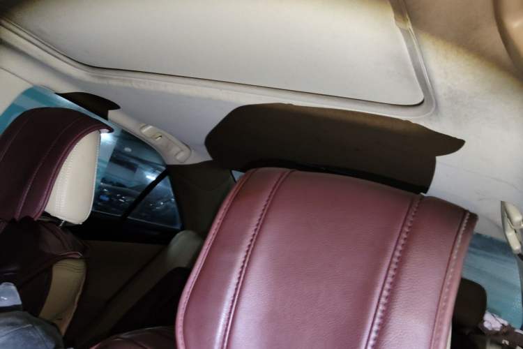 Used Toyota Camry 2015 2.0E Elite Edition Headliner