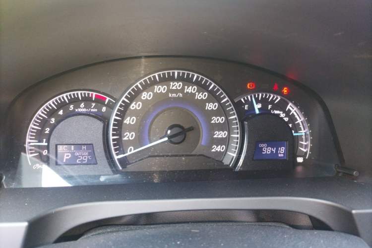 Used Toyota Camry 2015 2.0G Premier Edition Instrument Cluster