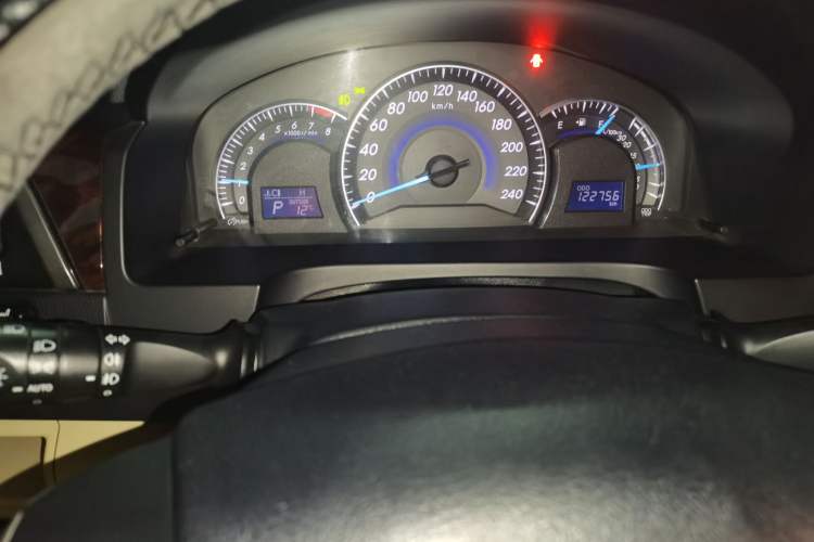Used Toyota Camry 2015 2.0G Premier Edition Instrument Cluster