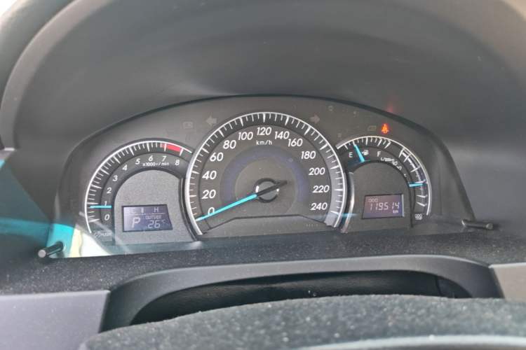 Used Toyota Camry 2015 2.0E Elite Edition Instrument Cluster