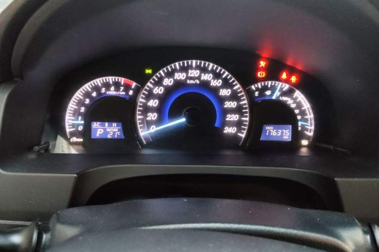 Used Toyota Camry 2015 2.0G Premier Edition Instrument Cluster