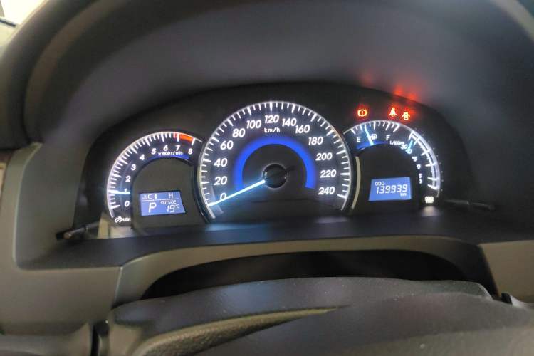 Used Toyota Camry 2015 2.0G Premier Edition Instrument Cluster