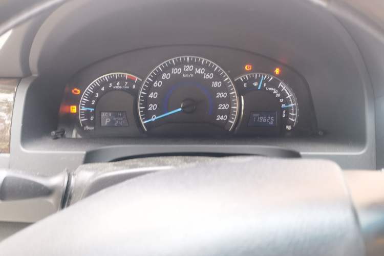 Used Toyota Camry 2015 2.0G Premier Edition Instrument Cluster