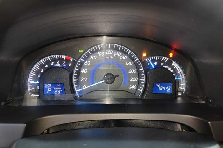 Used Toyota Camry 2015 2.0G Premier Edition Instrument Cluster