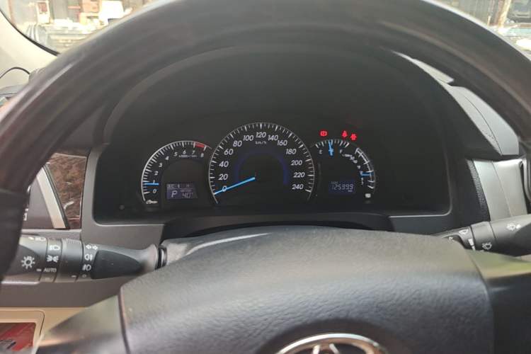 Used Toyota Camry 2015 2.0G Premier Edition Instrument Cluster