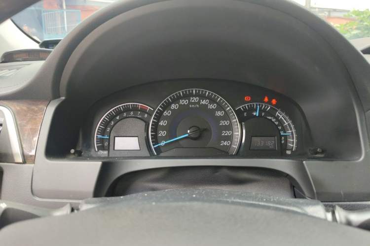 Used Toyota Camry 2015 2.0G Premier Edition Instrument Cluster